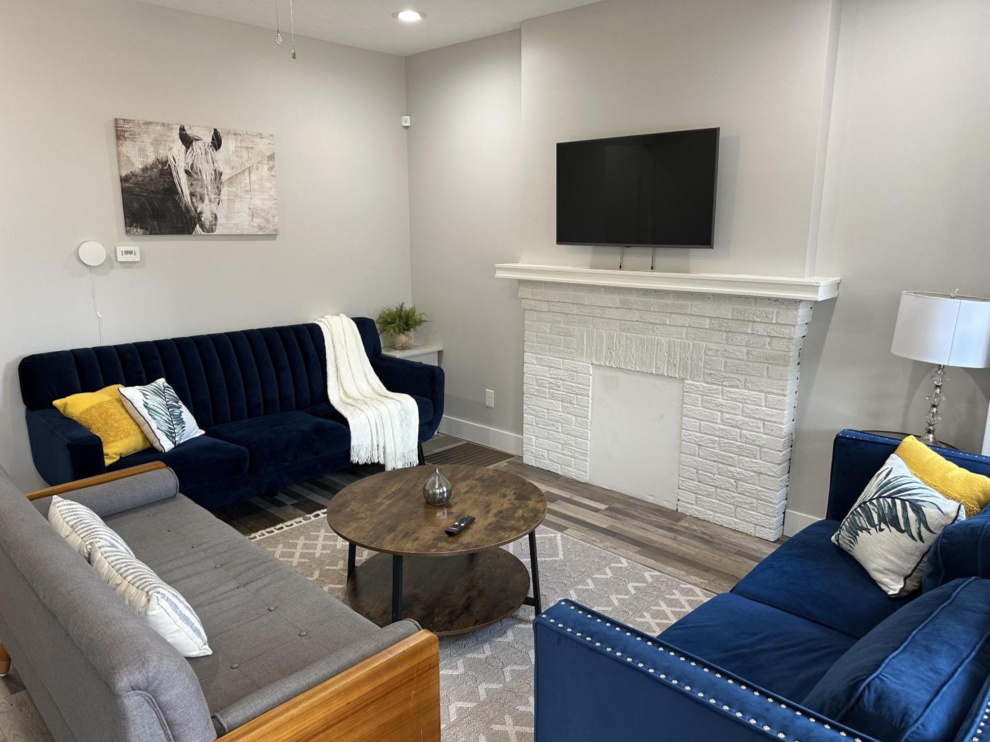 Appartement Lovely 2br Near Downtown Area *